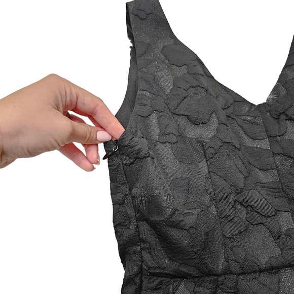 Lucy Paris Black Floral Sparkly V-neck Sleeveless Fit & Flare Dress. Size‎ M - Picture 5 of 12